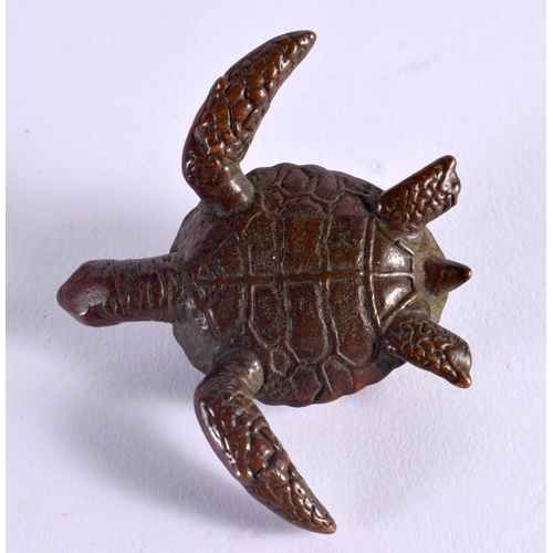 1038 - A JAPANESE BRONZE TORTOISE OKIMONO. 82 grams. 6 cm x 5 cm.