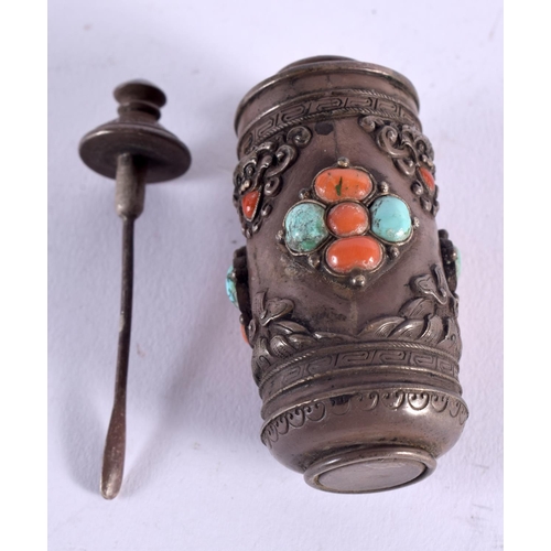 1044 - AN ANTIQUE CHINESE TIBETAN SILVER CORAL AND TURQUOISE SNUFF BOTTLE AND STOPPER. 76 grams. 8 cm x 3.5... 