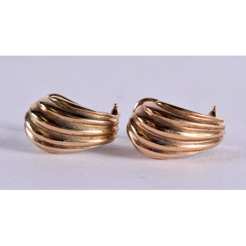 1113 - A PAIR OF 9CT GOLD EARRINGS. 5.9 grams. 2 cm x 1 cm.