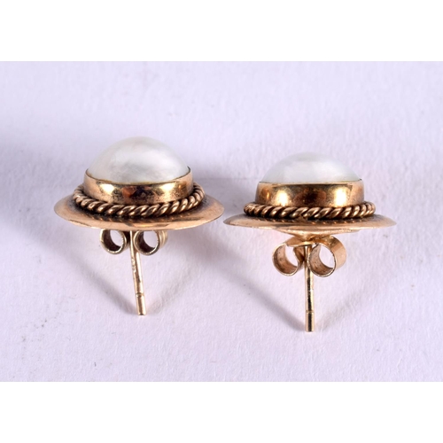 1114 - A PAIR OF 9CT GOLD AND PEARL EARRINGS. 5.2 grams. 1.5 cm diameter.