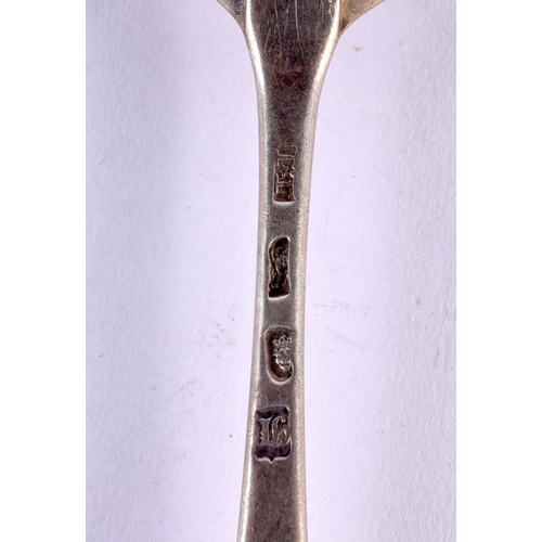 1132 - ASSORTED SILVER FLATWARE. London 1843 to Birmingham 1927. 425 grams. Largest 20.5 cm x 4.25 cm. (qty... 