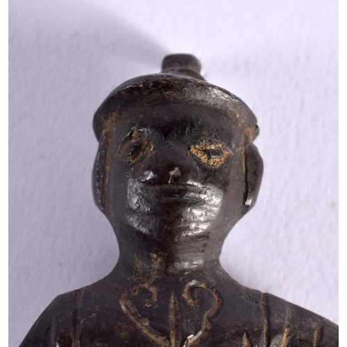 1158 - AN UNUSUAL 18TH/19TH CENTURY CONTINENTAL BRONZE MALE. 10 cm x 8 cm.