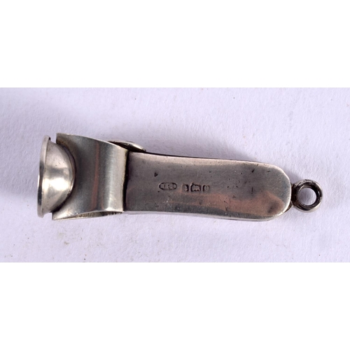 1173 - AN EDWARDIAN SILVER CHEROOT CUTTER. Birmingham 1904. 14 grams. 5 cm x 1.5 cm.