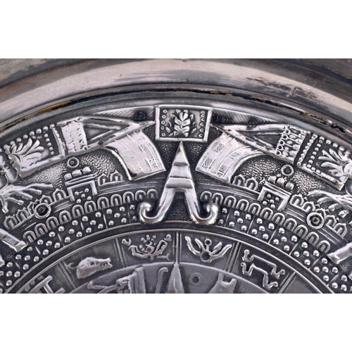 1184 - A SOUTH AMERICAN SILVER MAYAN DISH. 162 grams. 22 cm diameter.