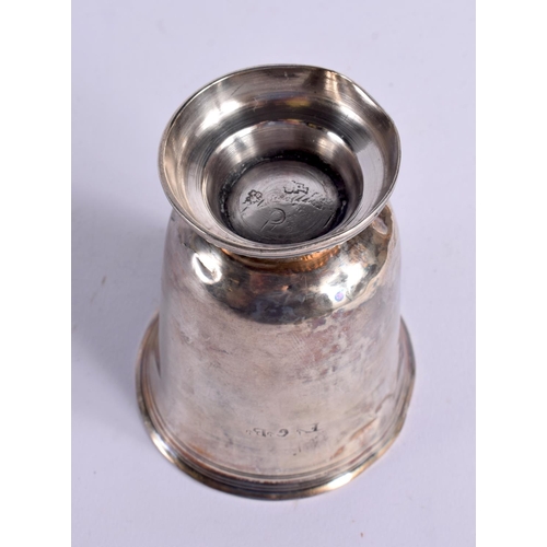 1206 - AN 18TH CENTURY SILVER BEAKER. 65 grams. 8.5 cm x 7 cm.