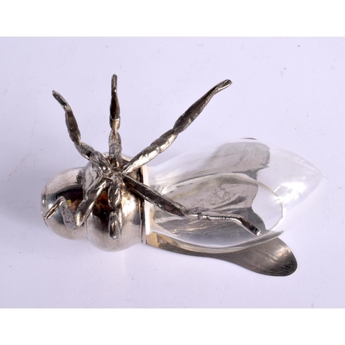 1210 - A VINTAGE SILVER PLATED BEE HONEY POT. 258 grams overall. 16 cm x 9 cm.