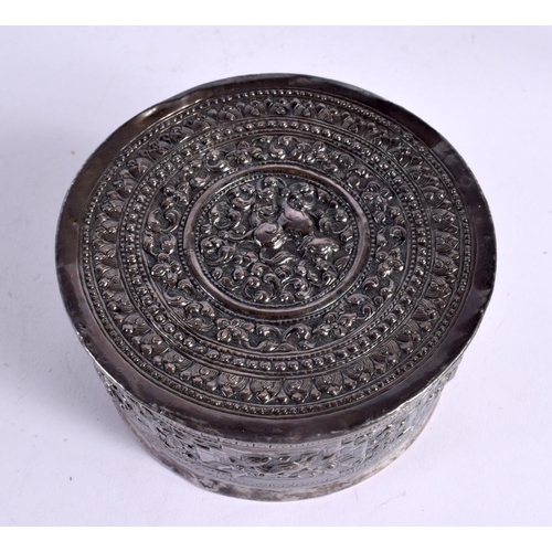 1235 - A 19TH CENTURY TIBETAN SILVER BOX AND COVER. 278 grams. 13.5 cm x 7 cm.