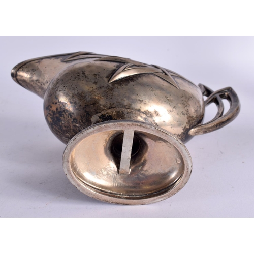 1243 - AN ART NOUVEAU CONTINENTAL SILVER SAUCE BOAT. 461 grams. 24.5 cm x 19 cm.