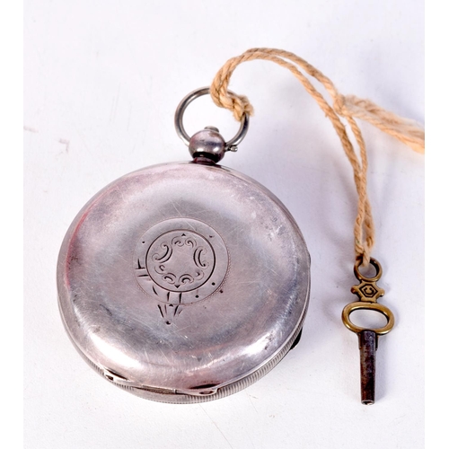 1260 - AN EDWARDIAN SILVER POCKET WATCH. Chester 1905. 5.5 cm wide.