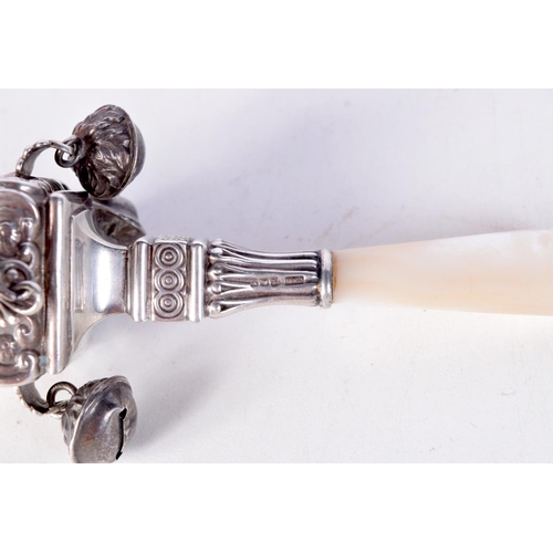 1318 - A VICTORIAN SILVER AND MOTHER OF PEARL BABIES RATTLE. Birmingham 1870. 69 grams overall. 14.5 cm lon... 