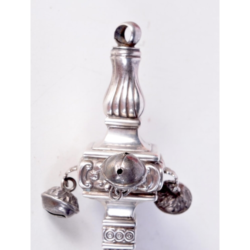 1318 - A VICTORIAN SILVER AND MOTHER OF PEARL BABIES RATTLE. Birmingham 1870. 69 grams overall. 14.5 cm lon... 