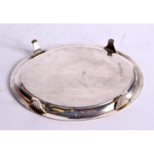 1536 - A GEORGE III SILVER TEAPOT STAND. London 1806. 116 grams. 15.5 cm x 12 cm.