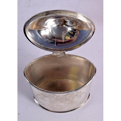 1587 - AN ANTIQUE SILVER TEA CADDY. 241 grams. 12.75 cm x 10.75 cm.