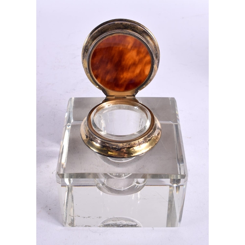 1598 - AN ART DECO SILVER AND TORTOISESHELL INKWELL. Birmingham 1913. 9.25 cm square.