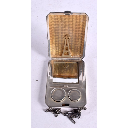 1620 - AN ART DECO SILVER COMPACT. 118 grams. 9 cm x 6 cm.