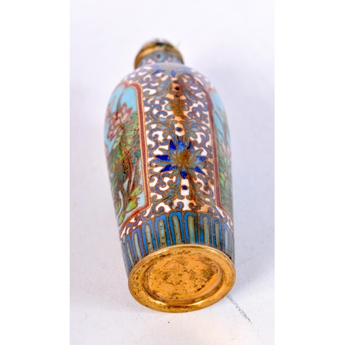 1661 - A 19TH CENTURY CHINESE CLOISONNE ENAMEL SNUFF BOTTLE AND STOPPER. 8 cm high.