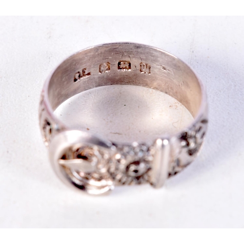 1666 - AN EDWARDIAN SILVER BUCKLE RING. Birmingham 1910. V/W. 5.9 grams.