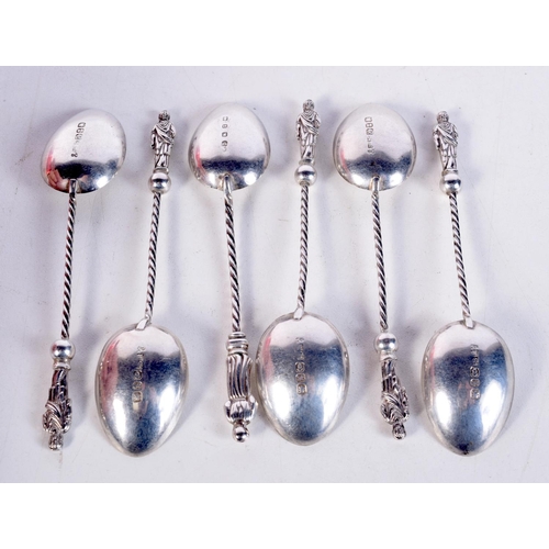 1689 - SIX VICTORIAN SILVER APOSTLE SPOONS. Birmingham 1899. 43 grams. 10 cm long. (6)