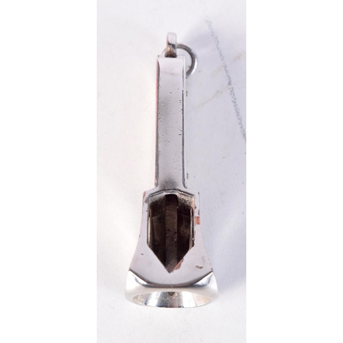 1696 - A SILVER CIGAR CUTTER. Birmingham 1971. 30.8 grams. 6 cm x 2 cm.