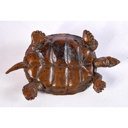 1703 - A JAPANESE BRONZE TORTOISE OKIMONO. 7.25 cm x 4 cm.