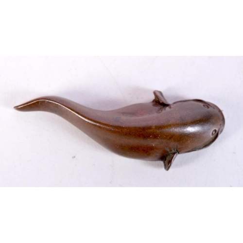 1706 - A JAPANESE BRONZE CATFISH. 6 cm x 2 cm.