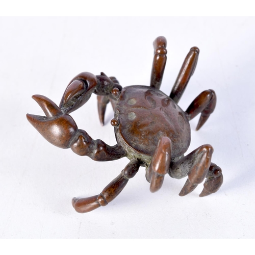 1740 - A JAPANESE BRONZE CRAB. 5.75 cm x 4.75 cm.