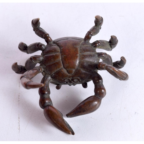 1740 - A JAPANESE BRONZE CRAB. 5.75 cm x 4.75 cm.