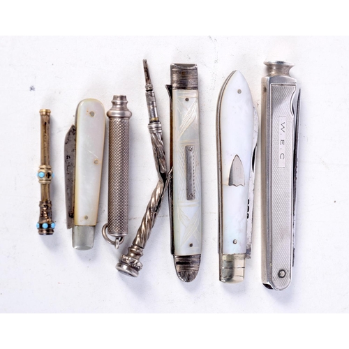 1851 - ASSORTED SILVER BLADED FRUIT KNIVES and pencils etc. Sheffield 1906 to 1956. 97 grams. (qty)