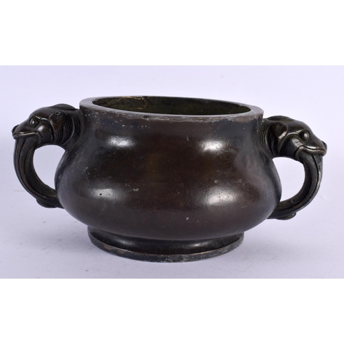 2014 - A CHINESE TWIN HANDLED BRONZE CENSER 20th Century. 18 cm wide, internal with 9 cm.