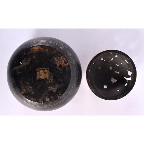 2066 - A CHINESE SILVER INLAID BRONZE CENSER AND COVER 20th Century. 13 cm diameter.