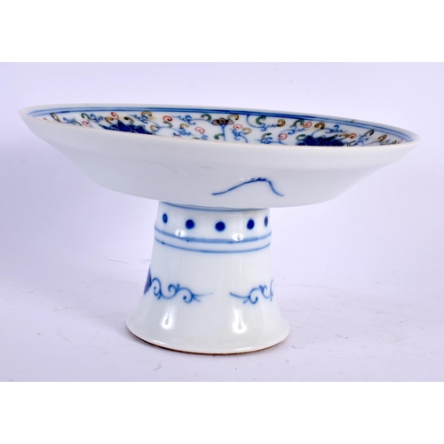 2076 - A LATE 19TH CENTURY CHINESE DOUCAI PORCELAIN TAZZA Guangxu. 18 cm diameter.