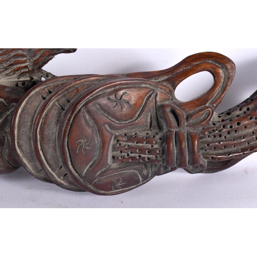 2085 - A LARGE CHINESE CARVED HARDWOOD FLORAL SCEPTRE 20th Century. 40 cm wide.