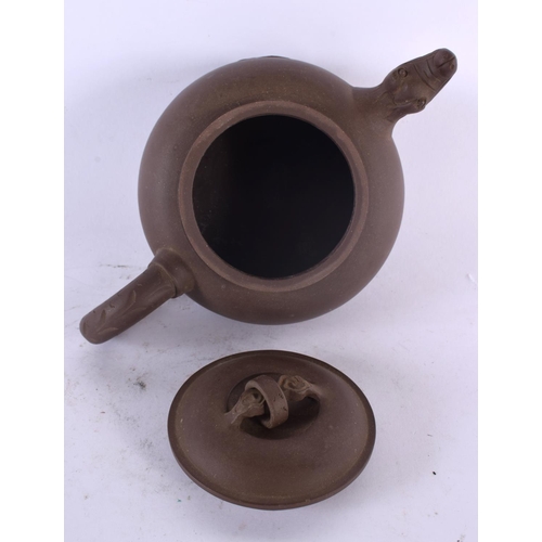 2116 - A CHINESE YIXING POTTERY TEAPOT AND COVER 20th Century. 17 cm wide.