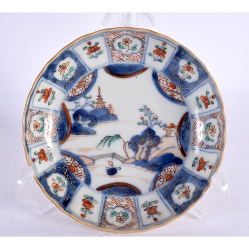 2147 - AN 18TH CENTURY CHINESE EXPORT IMARI TEABOWL AND SAUCER Yongzheng/Qianlong. 10 cm wide. (2)