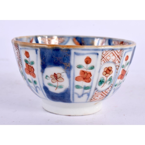 2147 - AN 18TH CENTURY CHINESE EXPORT IMARI TEABOWL AND SAUCER Yongzheng/Qianlong. 10 cm wide. (2)