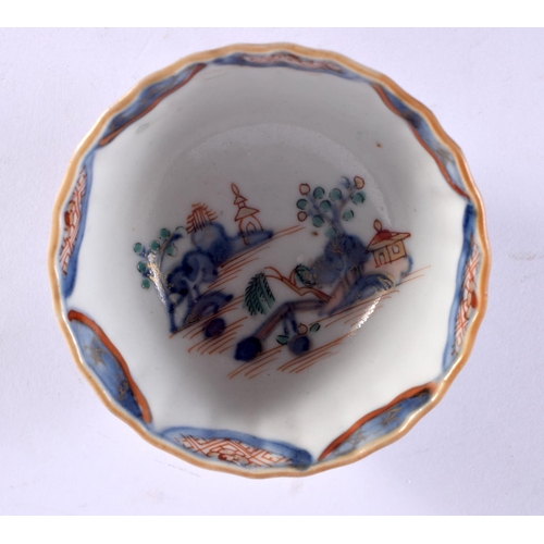 2147 - AN 18TH CENTURY CHINESE EXPORT IMARI TEABOWL AND SAUCER Yongzheng/Qianlong. 10 cm wide. (2)