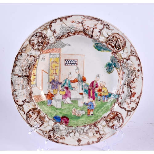 2160 - AN 18TH CENTURY CHINESE EXPORT FAMILLE ROSE MANDARIN DISH Qianlong, together with a similar ecuelle ... 