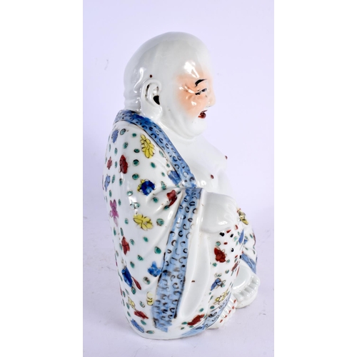 2182 - AN EARLY 20TH CENTURY CHINESE FAMILLE ROSE PORCELAIN FIGURE OF A BUDDHA Late Qing/Republic. 22 cm x ... 