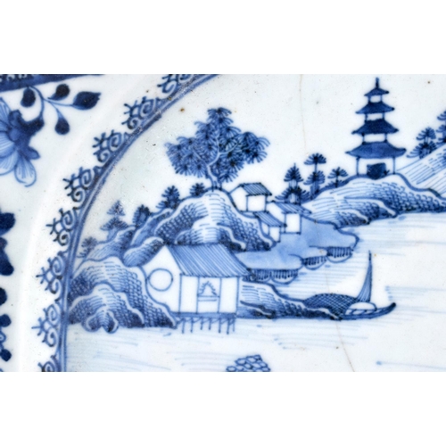 2191 - A LARGE 18TH CENTURY CHINESE EXPORT BLUE AND WHITE PORCELAIN DISH Qianlong. 40 cm x 34 cm.