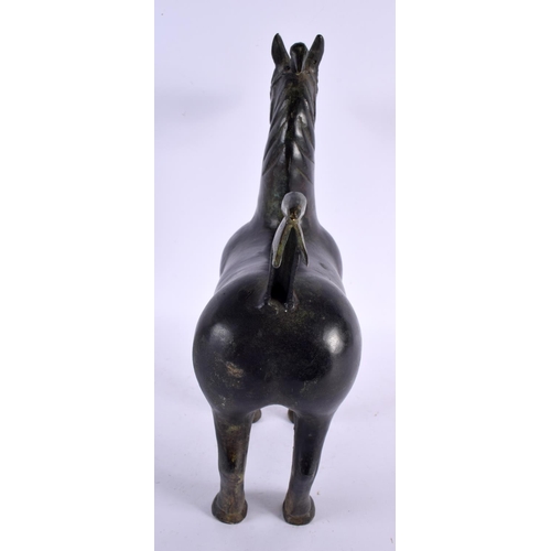 2262 - A LARGE EARLY 20TH CENTURY CHINESE BRONZE FIGURE OF A HORSE Late Qing/Republic. 36 cm x 24 cm.