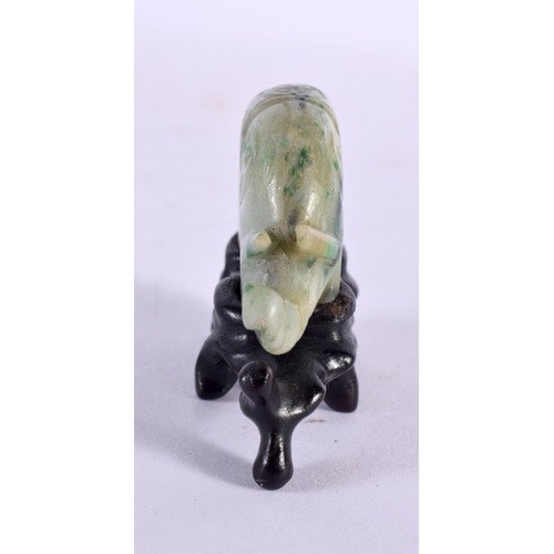 2289 - AN EARLY 20TH CENTURY CHINESE CARVED JADEITE FIGURE OF AN ELEPHANT Late Qing/Republic. 5 cm x 5 cm.