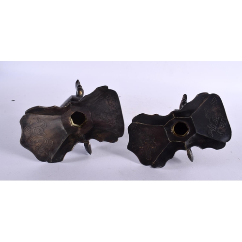 2318 - A PAIR OF 19TH CENTURY CHINESE BRONZE JUE WINE VESSELS Qing. 10 cm x 10 cm.