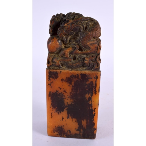 2324 - A CHINESE CARVED SOAPSTONE SEAL 20th Century. 12 cm x 5 cm.