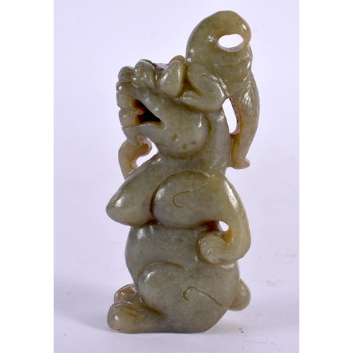 2338 - A CHINESE CARVED JADE BEAST 20th Century. 8.25 cm x 4 cm.