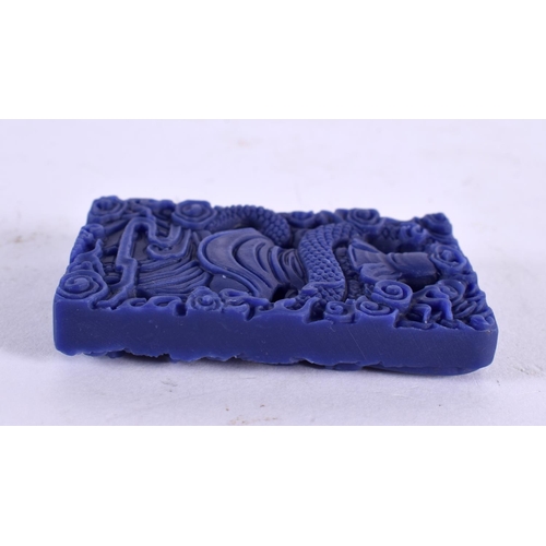 2347 - A CHINESE CARVED LAPIZ LAZULI TYPE PENDANT 20th Century. 5.75 cm x 4 cm.