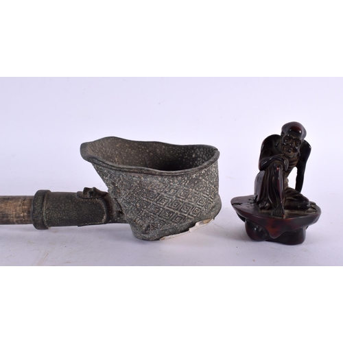 2382 - A 19TH CENTURY CHINESE BRONZE DEER CENSER AND COVER together with a bronze ewer etc. Largest 18 cm x... 