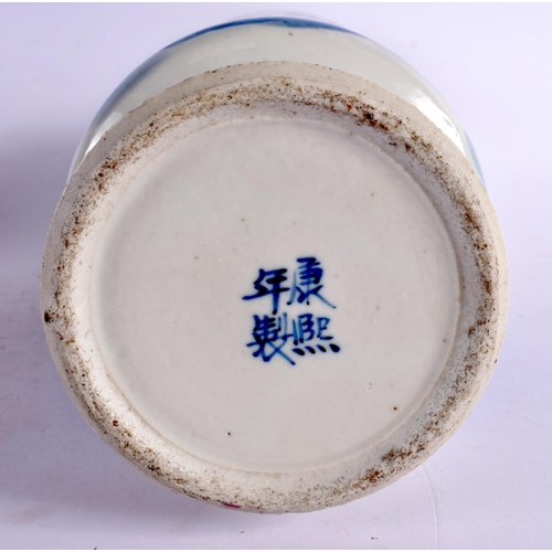 2405 - A 19TH CENTURY CHINESE BLUE AND WHITE PORCELAIN VASE bearing Kangxi marks to base. 30 cm high.