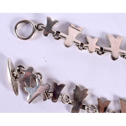 55 - AN UNUSUAL SILVER NECKLACE WITH FIGURE SHAPED LINKS. Length 43cm, weight 69g