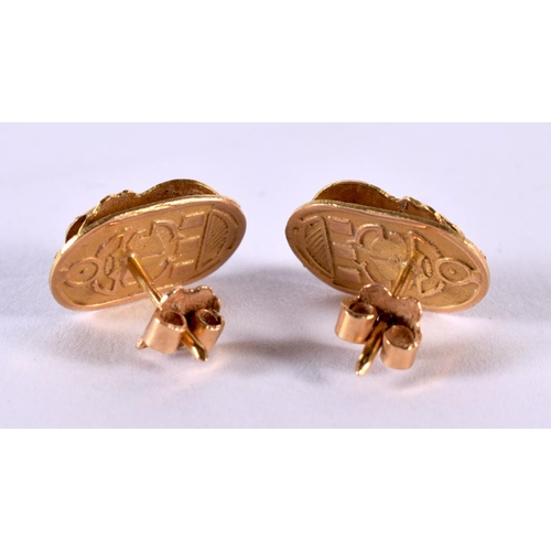 126 - 18ct Gold Vintage Scarab Beetle Stud Earrings. 3.3 grams. 1.5 cm x 1 cm.