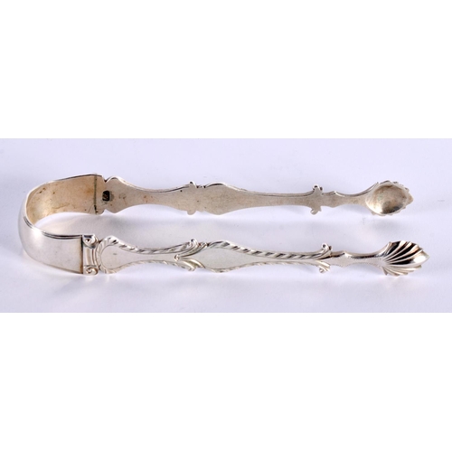 61 - A PAIR OF GEORGE III SILVER SUGAR NIPS by Richard Mills. London 1760. 38.5 grams. 12.75 cm x 3.75 cm... 